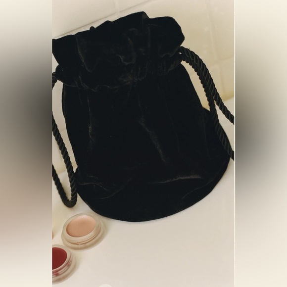 DÔEN black velvet pochette or evening bag - Picture 4 of 10